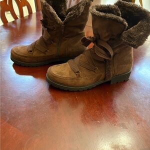 Brown Suede Women's Boots